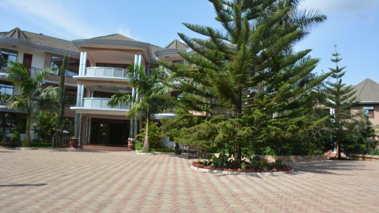 Nejobugg Palace Hotel Nkoanrua Exteriör bild